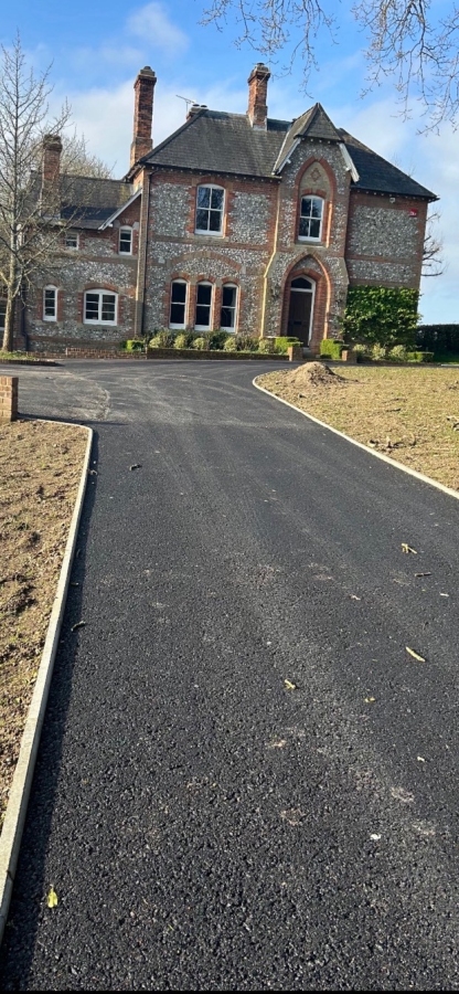 driveway tar and chip surface dressing Hampshire