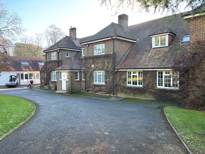 driveway tar and chip surface dressing Hampshire